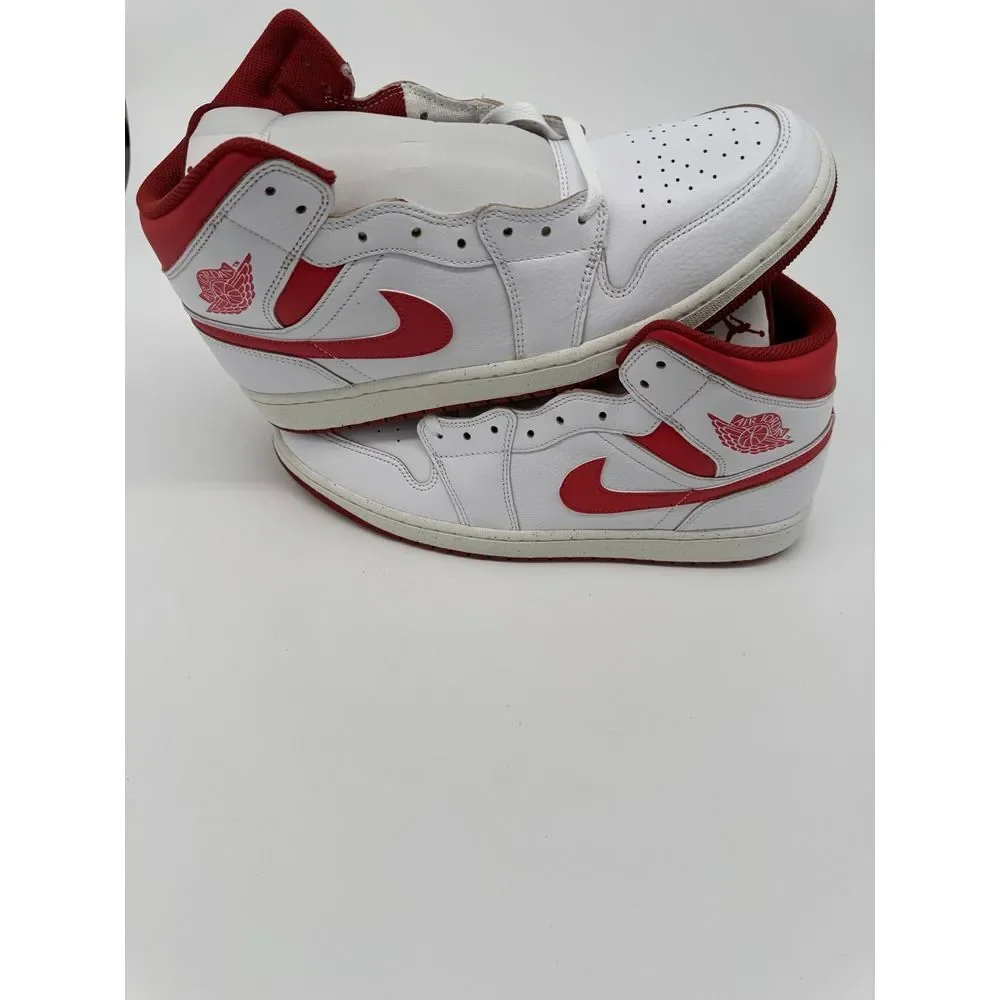 Air Jordan 1 Mid SE